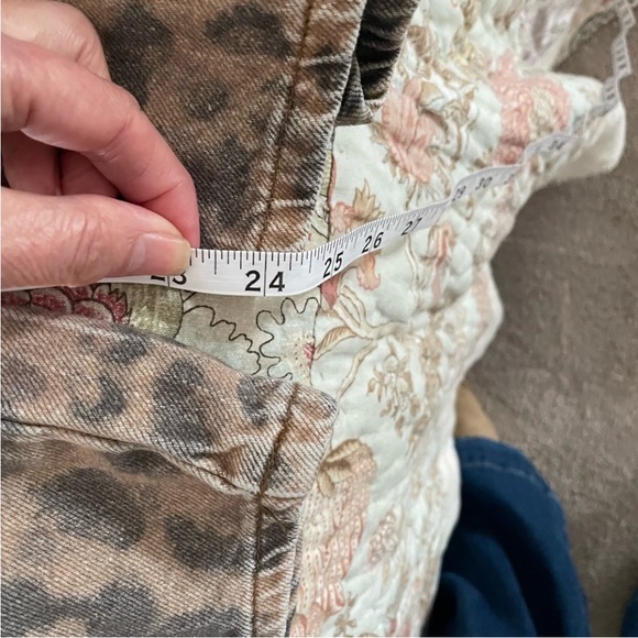 Free People Leopard Barrel Jeans size 27 - Picture 8 of 8